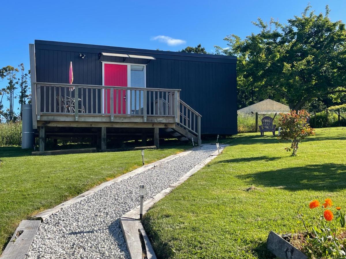 Cotman Cottage On Coatesville Kumeu Exterior photo